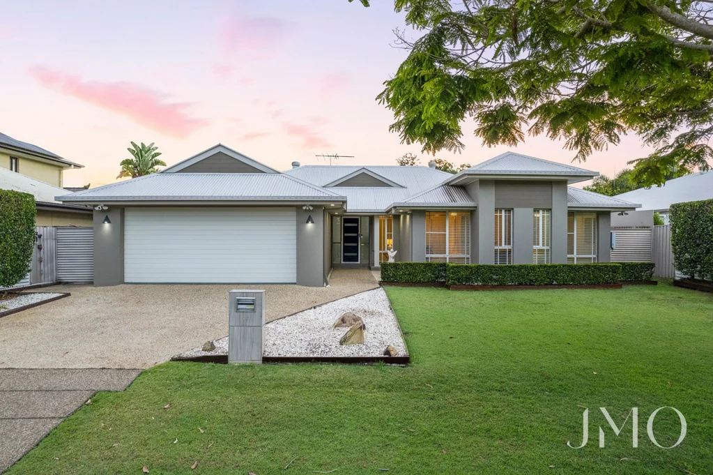 17 Pincally Crescent, Ormeau, QLD 4208