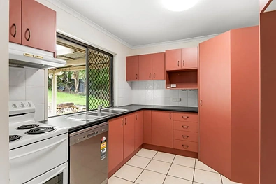 50 Avonmore Street, Edens Landing, QLD 4207, 3 slaapkamers, 1 badkamers, House