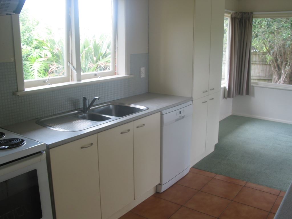 1/66 Pupuke Road, Hillcrest, Auckland - North Shore, 3 Schlafzimmer, 0 Badezimmer, House