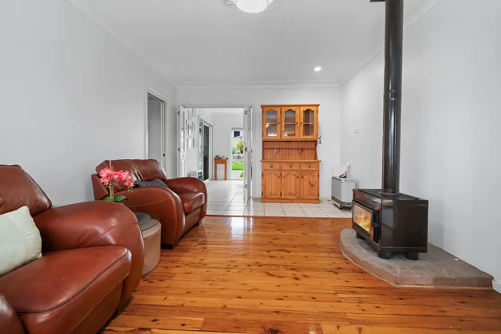 25 Thomas Street, Cardiff, NSW 2285