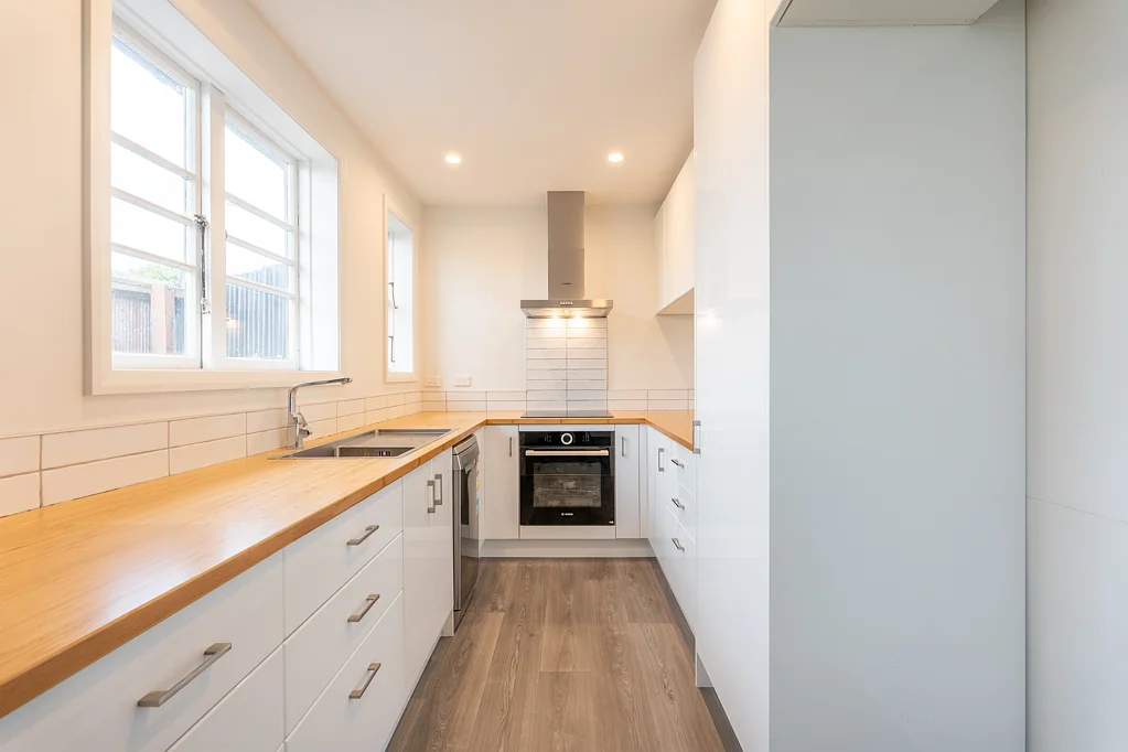 Seaview 3房  Freshly Renovated & Move-In Ready