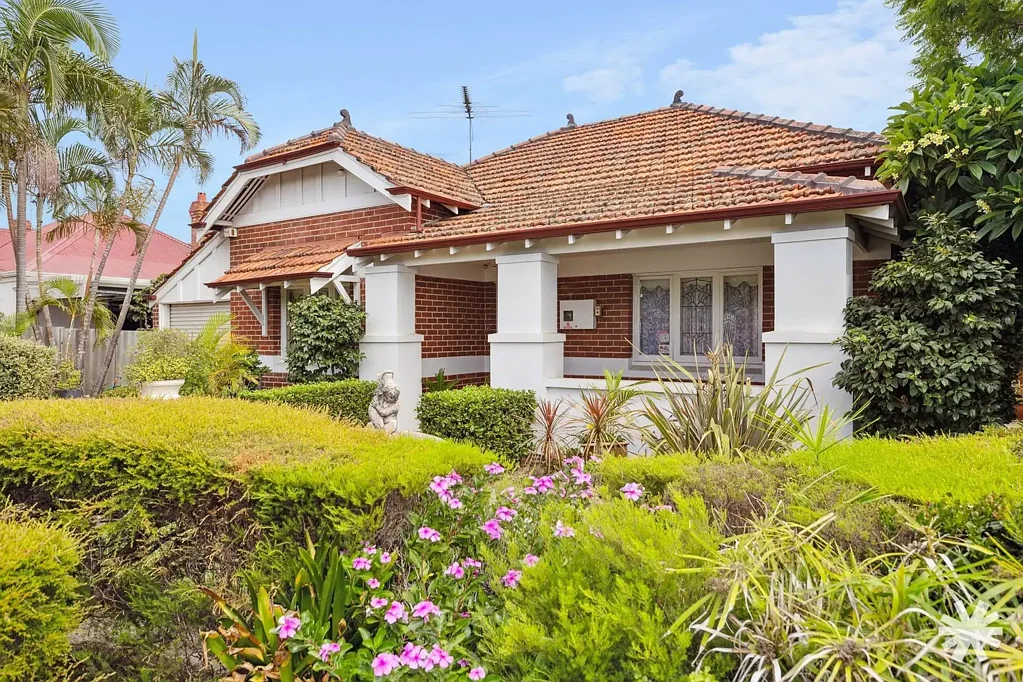 13 Temple Street, Victoria Park, WA 6100