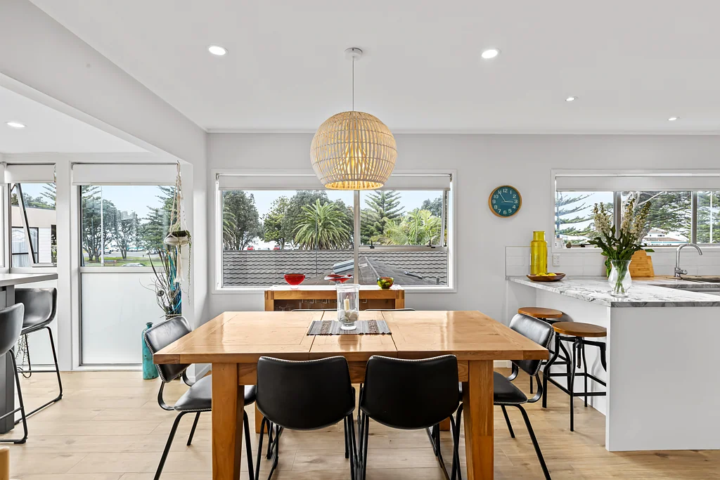 2/252 Hibiscus Coast Highway, Orewa, Rodney, Auckland
