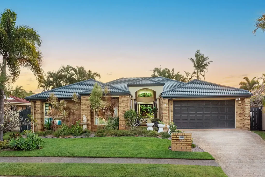 Banksia Beach 4部屋 Tropical Entertainer's Paradise in Banksia Beach