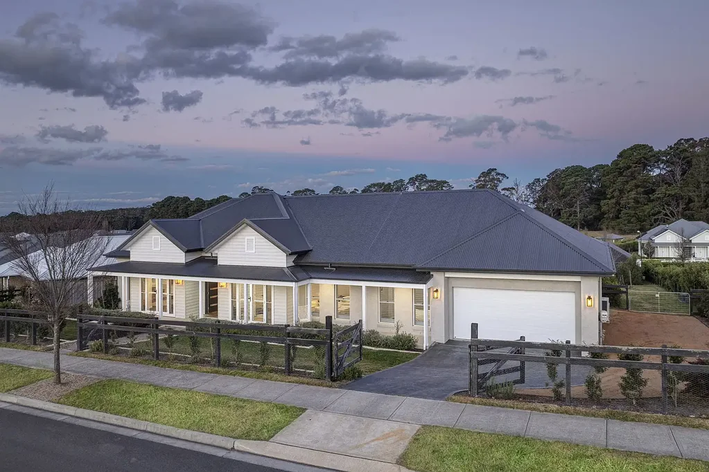 Renwick 5Habitaciones Space, Style & Flexibility on 2,174sqm