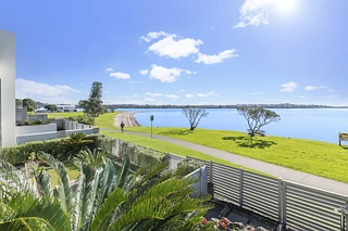 3/42 Bramley Drive, Farm Cove, Farm Cove, Manukau City