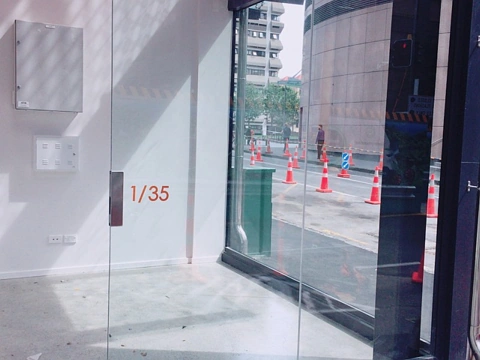 Auckland Central  Corner Retail under new high rise apartment