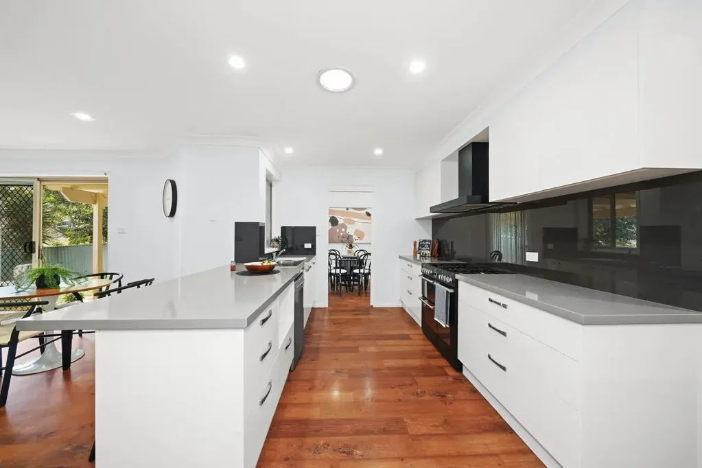 Port Macquarie 4房  Spacious Family Living in a Convenient Hastings Location