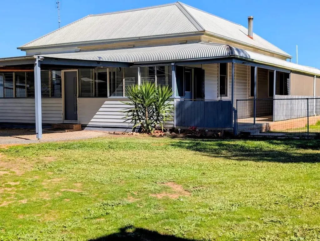Wedderburn 4房  SPACE, COMFORT AND COUNTRY LIVING JUST MINUTES FROM TOWN!