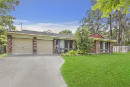 10 Oak Close, Lakewood