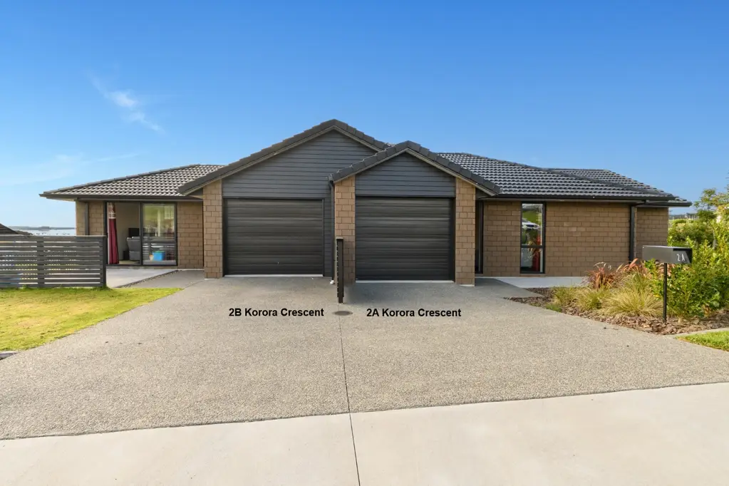 Omokoroa 5침실 Two Rents, Extended Families or Home & Income!