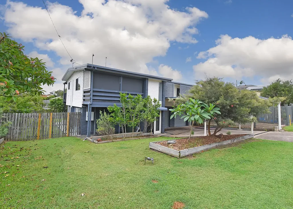 18 Tenimby Street, Pialba, QLD 4655