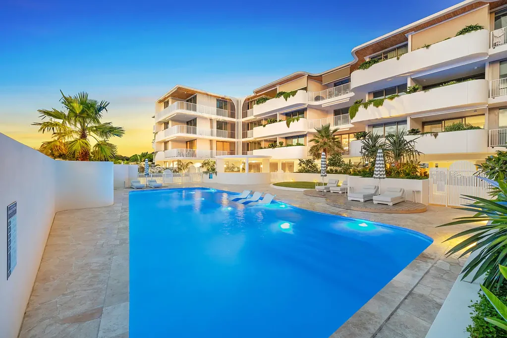 Casuarina 3chambre SPACIOUS, ELEVATED 3-BEDROOM APARTMENT IN PAMA