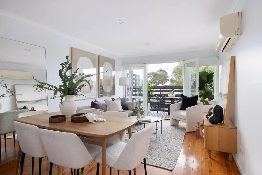 Lilyfield 3Zimmer Elevated freestanding home / DA-approved for future city/harbour views
