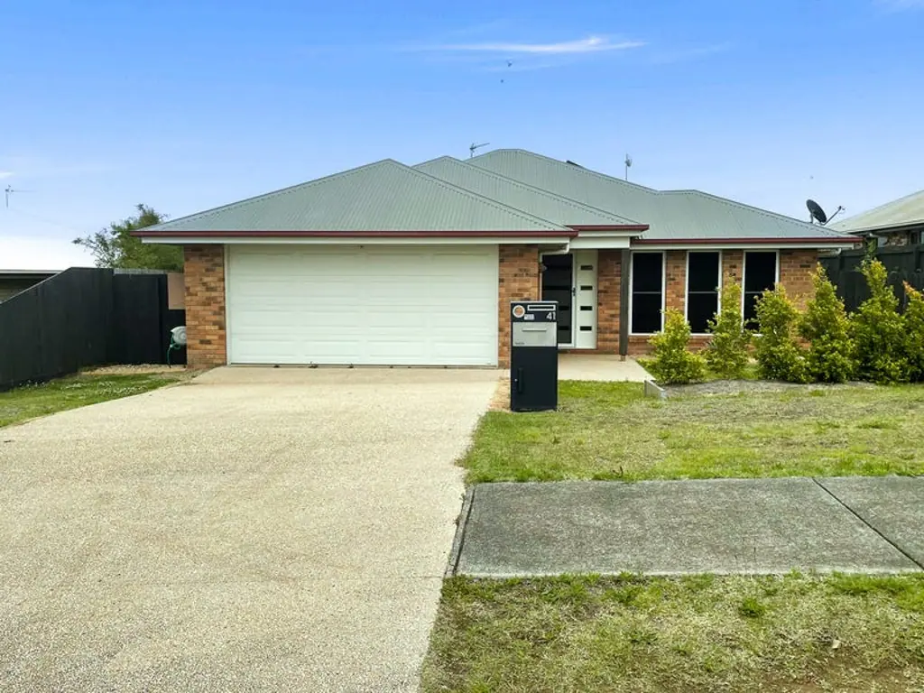 Spacious Family Home in Glenvale