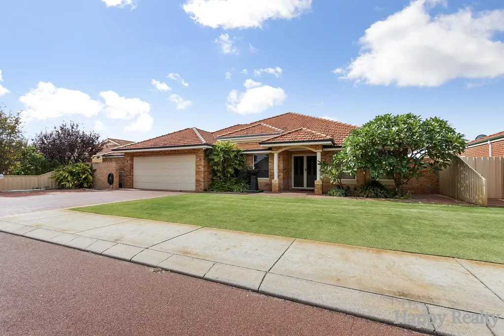 9 Edmonton Road, Canning Vale, WA 6155