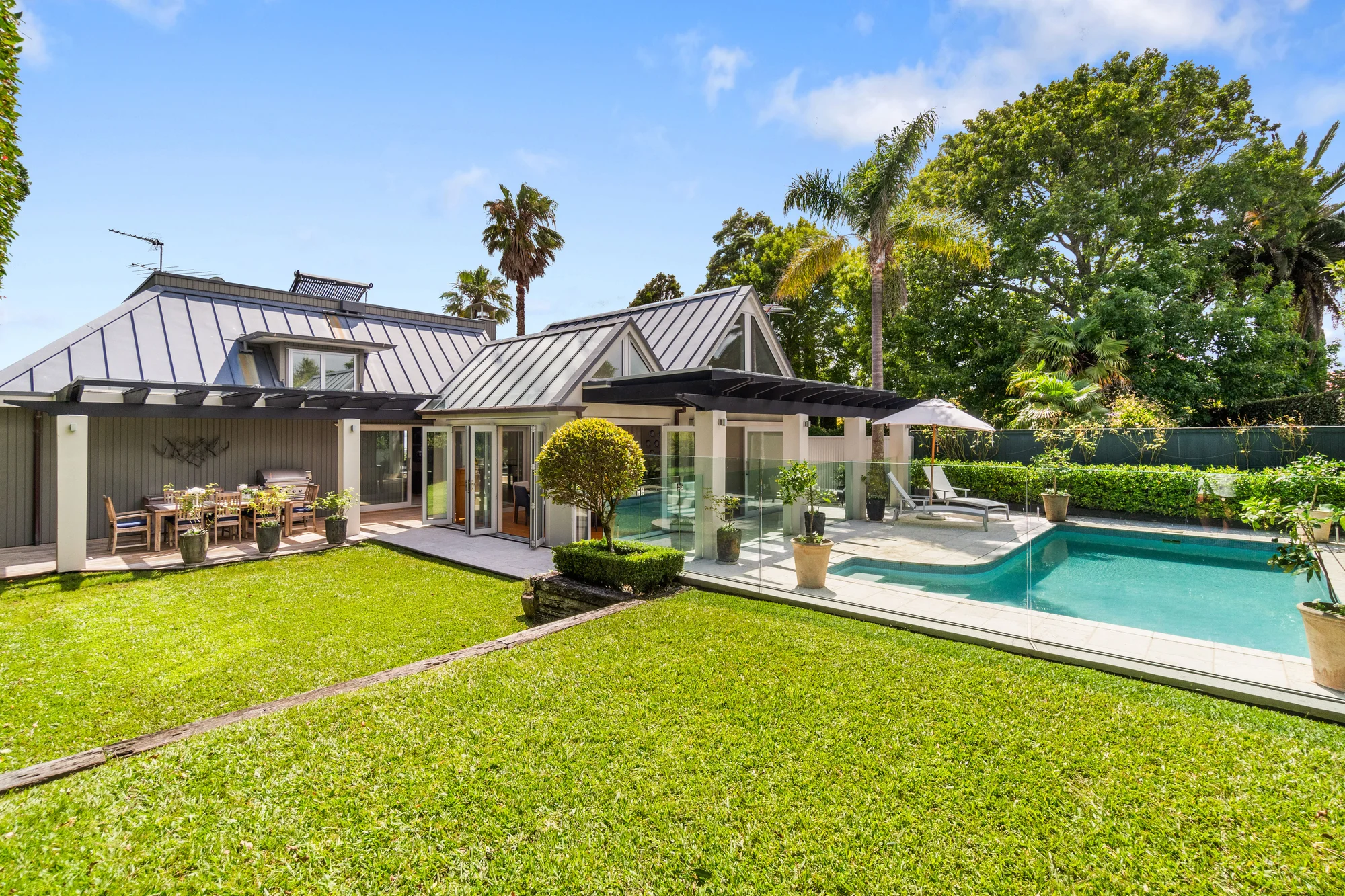 Mission Bay 4房  Elegance and privacy personified
