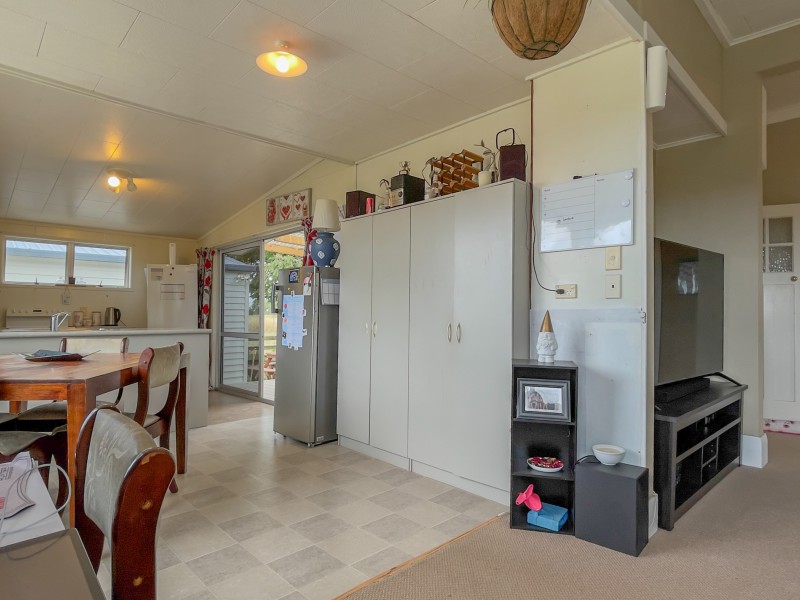 272 Canal West Road, Waitakaruru, Hauraki, 4 ห้องนอน, 0 ห้องน้ำ