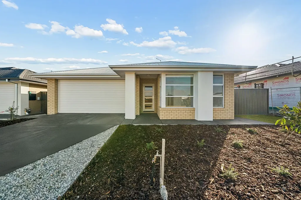 Brand New Family Living in Yarrawonga