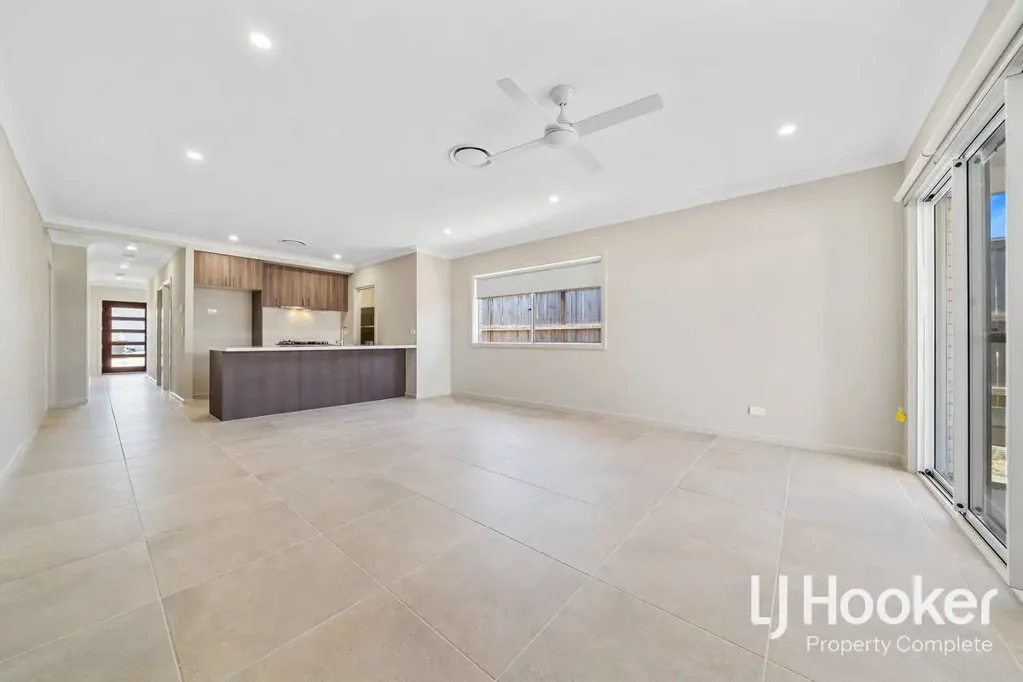 Ducted Air Conditioning - Stylish & Modern - Move In & Enter