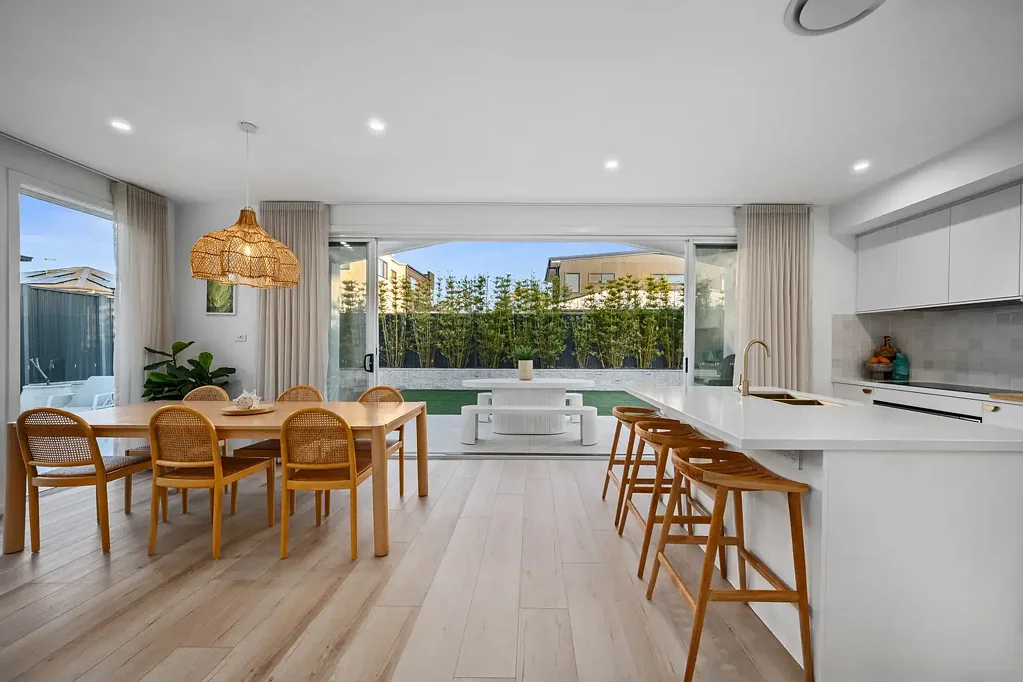 Barden Ridge 4બેડરૂમ COASTAL FAMILY LIVING WITH SPACE, STYLE & POOL