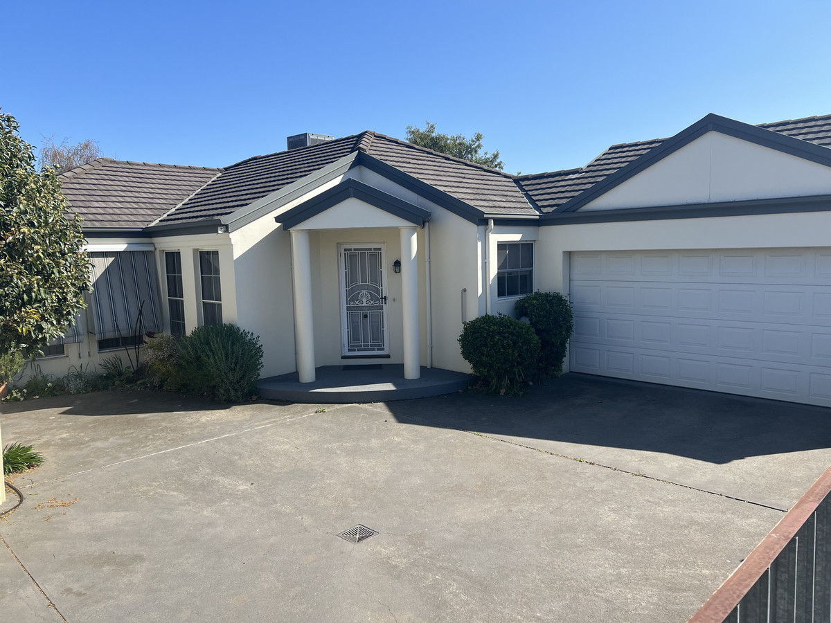 UNIT 3 40 DOCKER ST, WANGARATTA VIC 3677, 0 chambres, 0 salles de bain, Townhouse