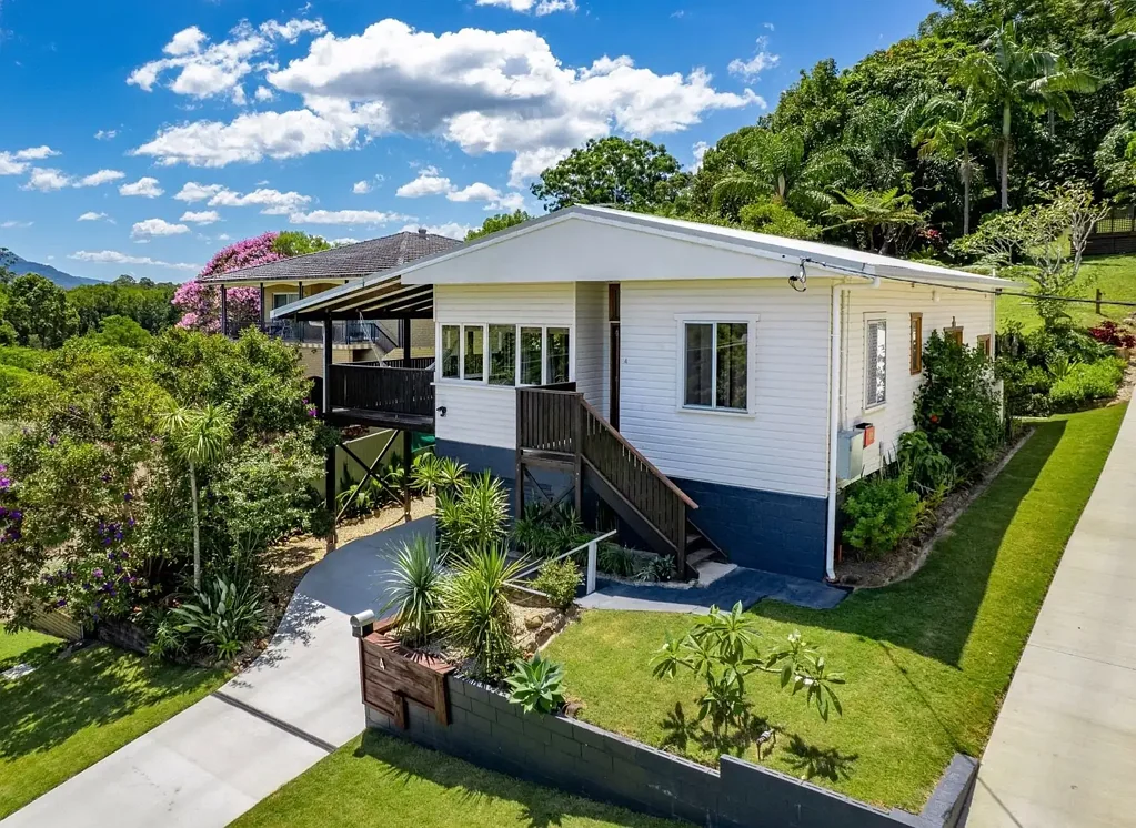 Mullumbimby 3房  Price Reduced. Tranquil retreat, stunning views, short stroll to town centre