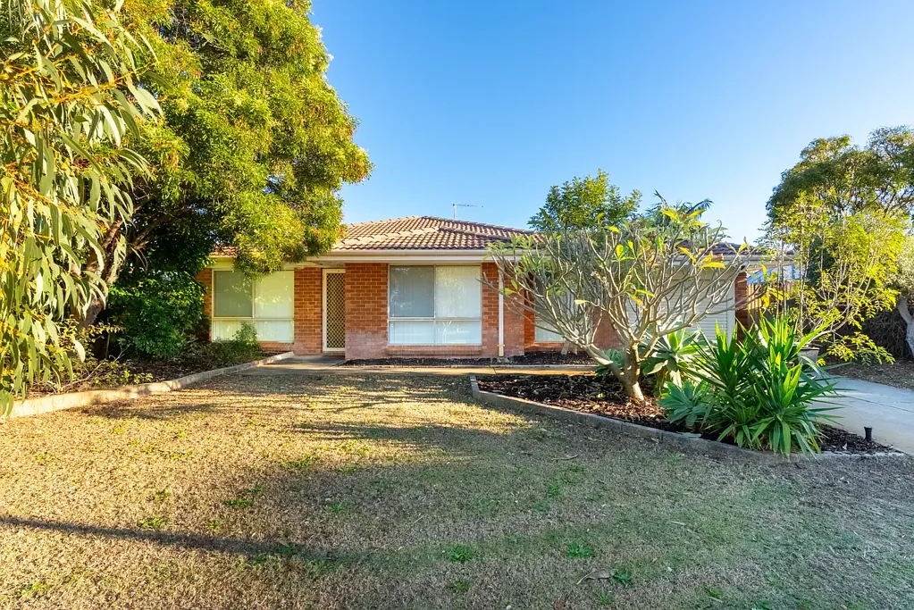 26 Endeavour Drive, Port Kennedy, WA 6172