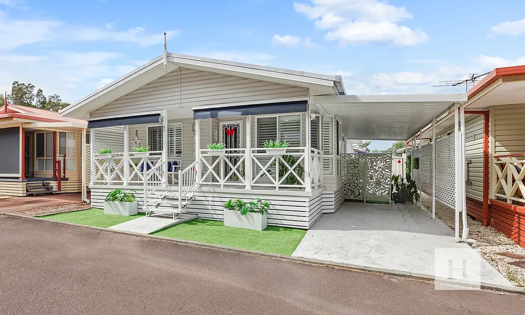 Chain Valley Bay 3 Bedroom Immaculately Presented