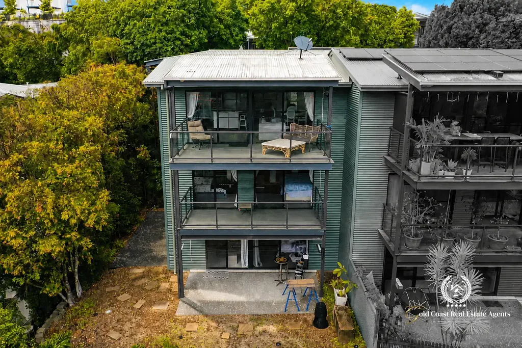 Highland Park 4房  4 Bedroom, 3 Bathroom, 3 Level Renovated home