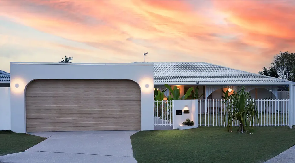 Palm Beach 3房  Beautifully renovated modern family home in the heart of Palm Beach !