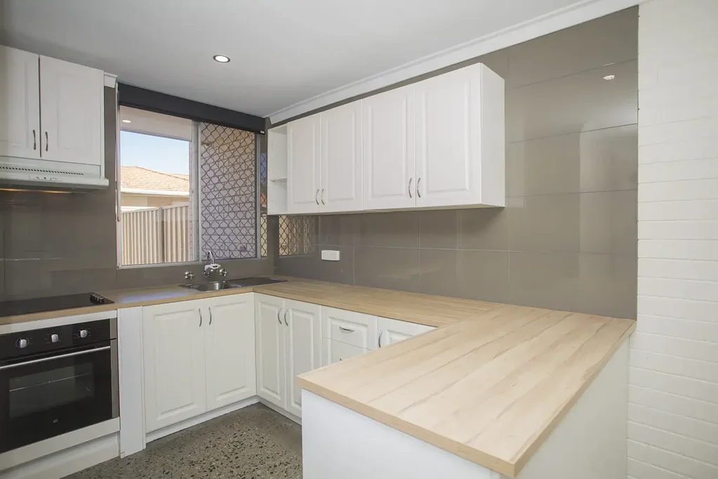 Rockingham 2બેડરૂમ Charming Town-House near Rockingham Beach