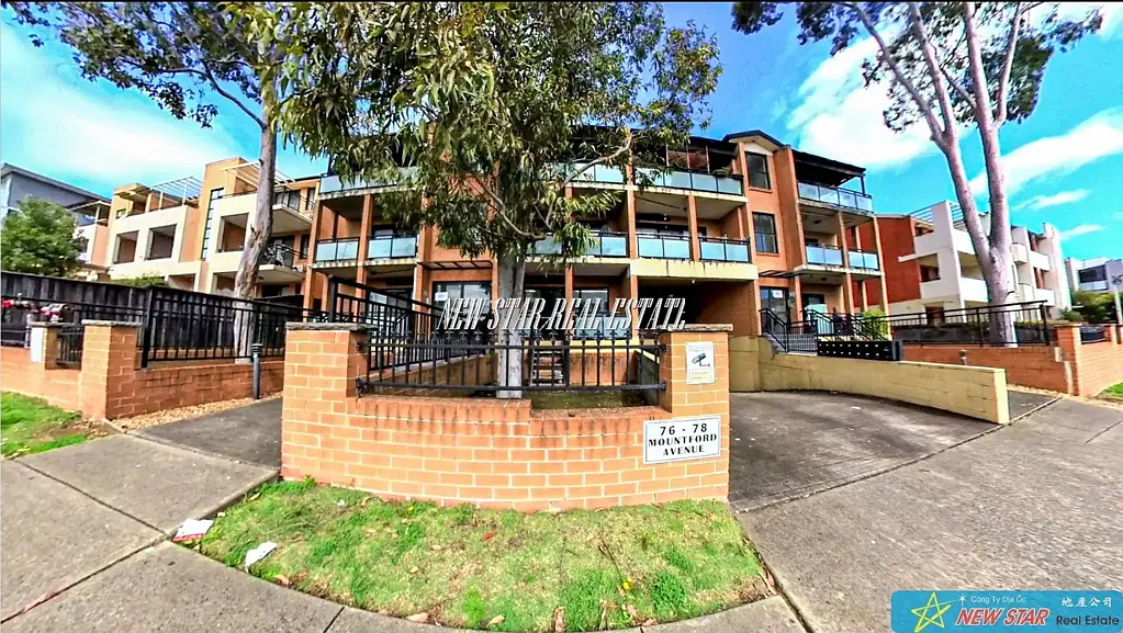 Guildford 3 Bedroom Oversized 3-Bedroom Townhouse – Prime Location Near Shops & Train Station