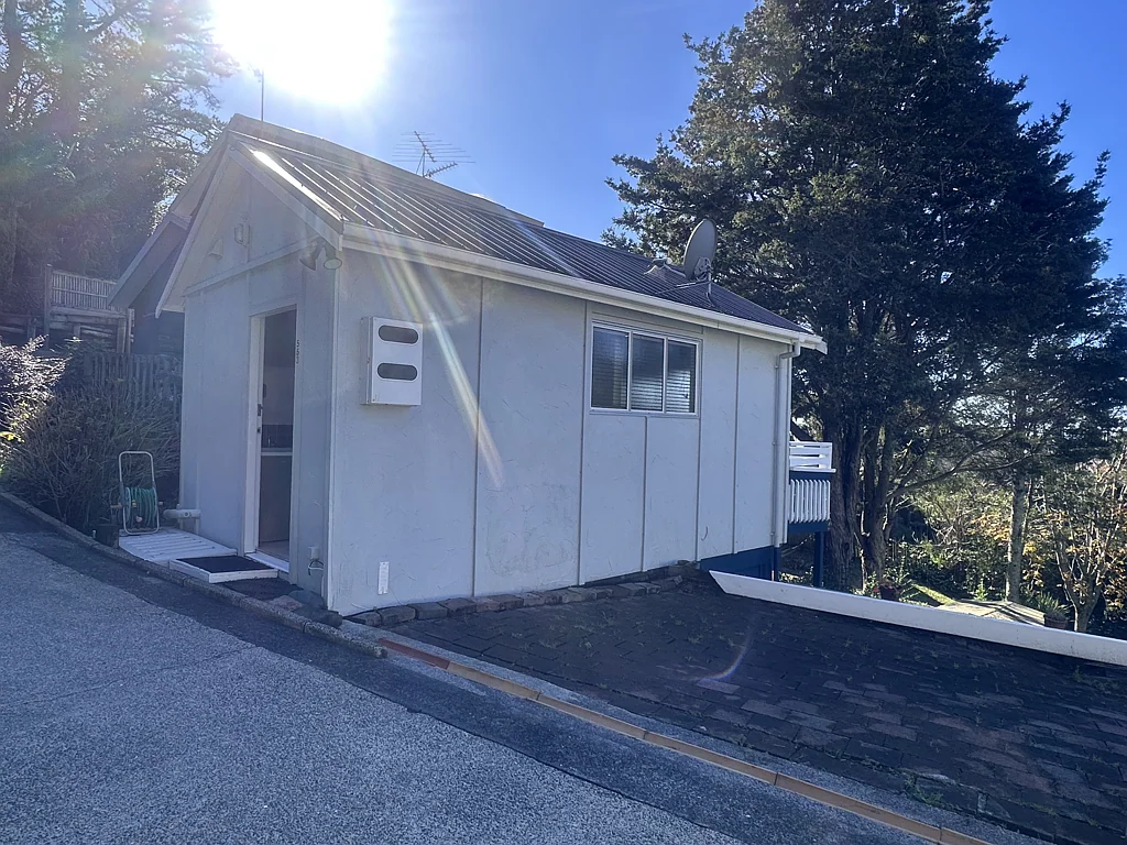 Free Standing Flat in Browns Bay