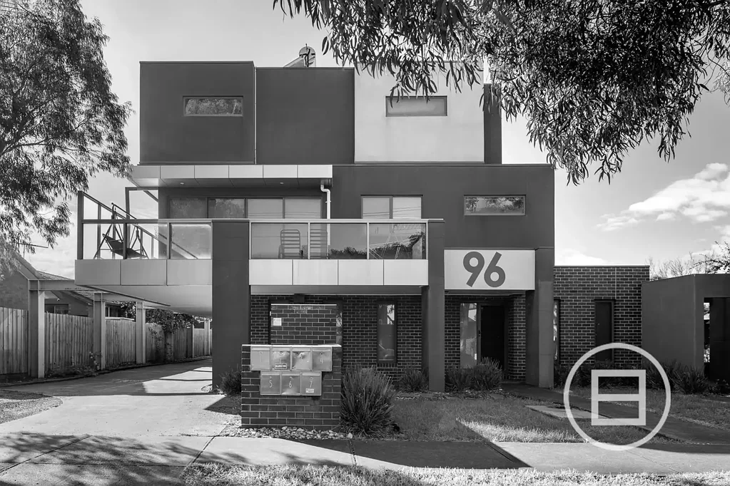 Glenroy 3房  Boardroom Auction Wednesday 12th August at 6pm