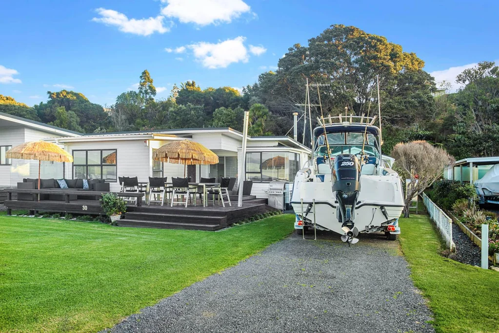 30 Logan Drive, Awhitu, Franklin, Auckland