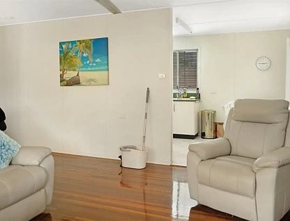 2 Charles Street, West Gladstone, QLD 4680, 4房, 2浴, 独立屋