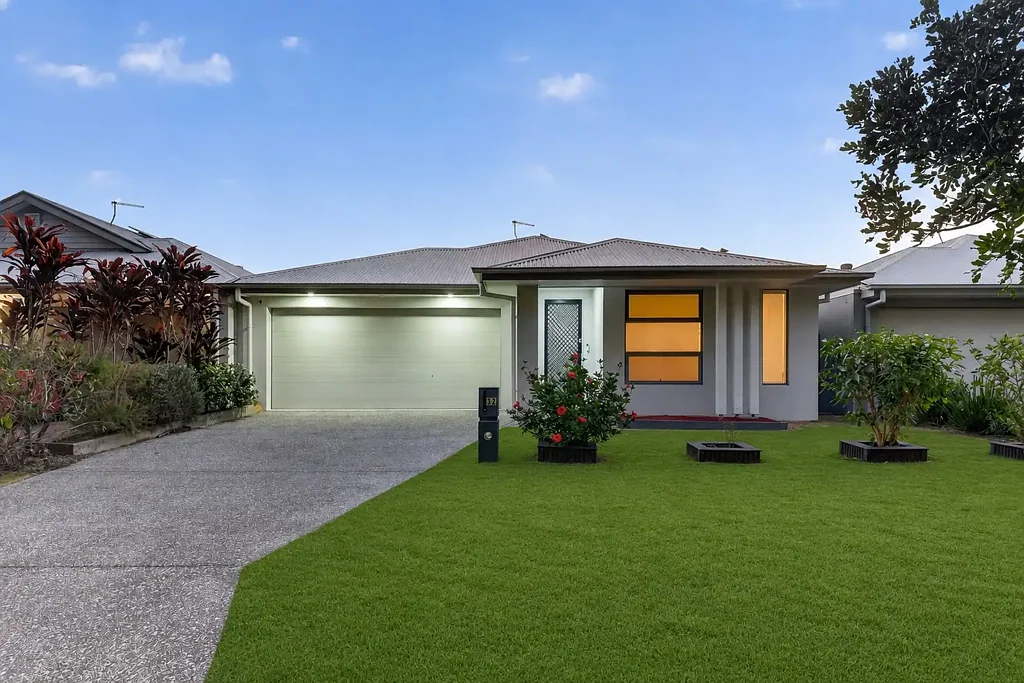 32 HALL STREET, Pallara, QLD 4110