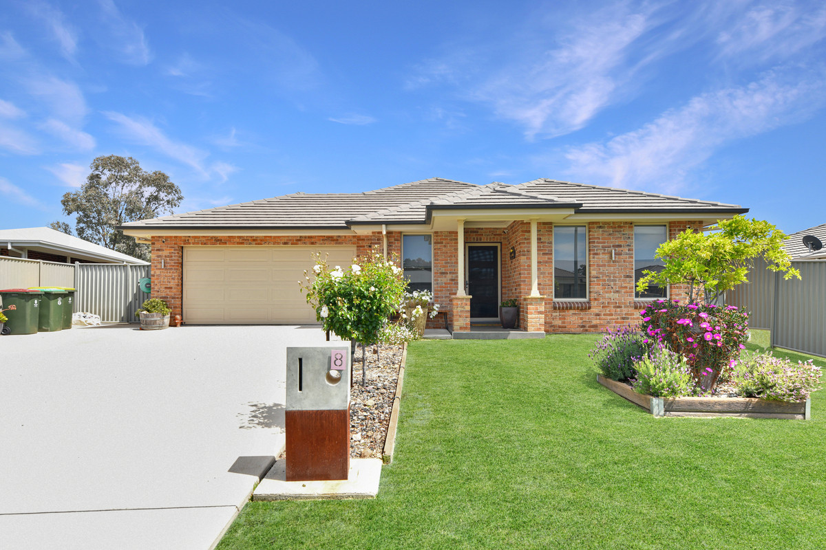 8 PARKVIEW DR, GUNNEDAH NSW 2380, 0 Kuwarto, 0 Banyo, House