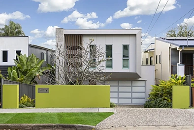 Tarragindi 4 Bedroom Architectural Family Luxury With Four-Car Accommodation & Elevated City Outlooks