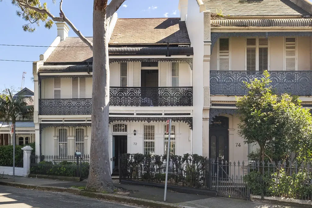 Paddington 3 Bedroom Immaculate renovated terrace / Victorian grandeur preserved