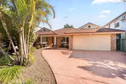 81 EAST PDE, Sutherland