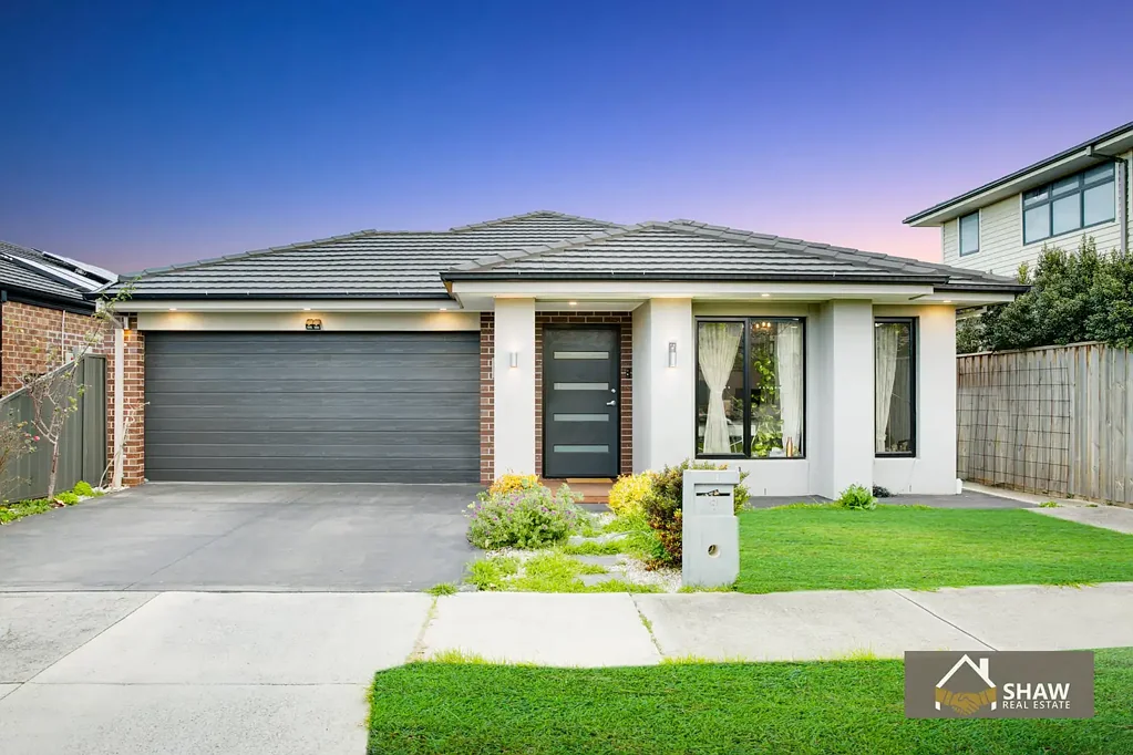 Exceptional 4-Bedroom Family Home with Solar Panels