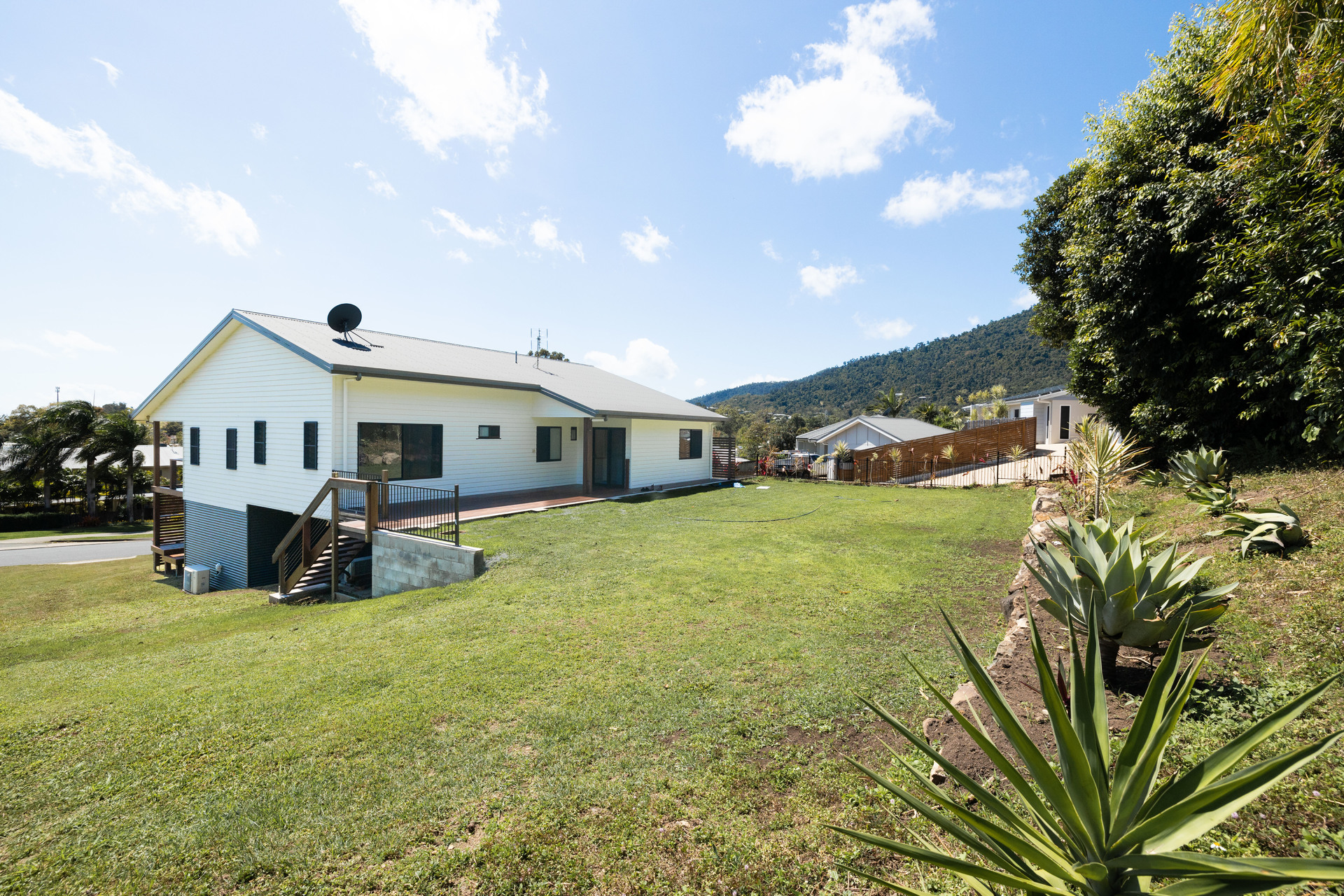 26 ABELL RD, CANNONVALE QLD 4802, 0房, 0浴, House