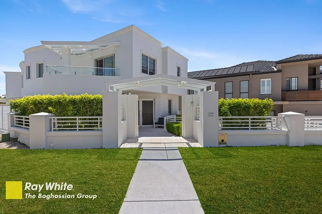 Connells Point 5Zimmer A Solid, Secure & Stylish Family Home