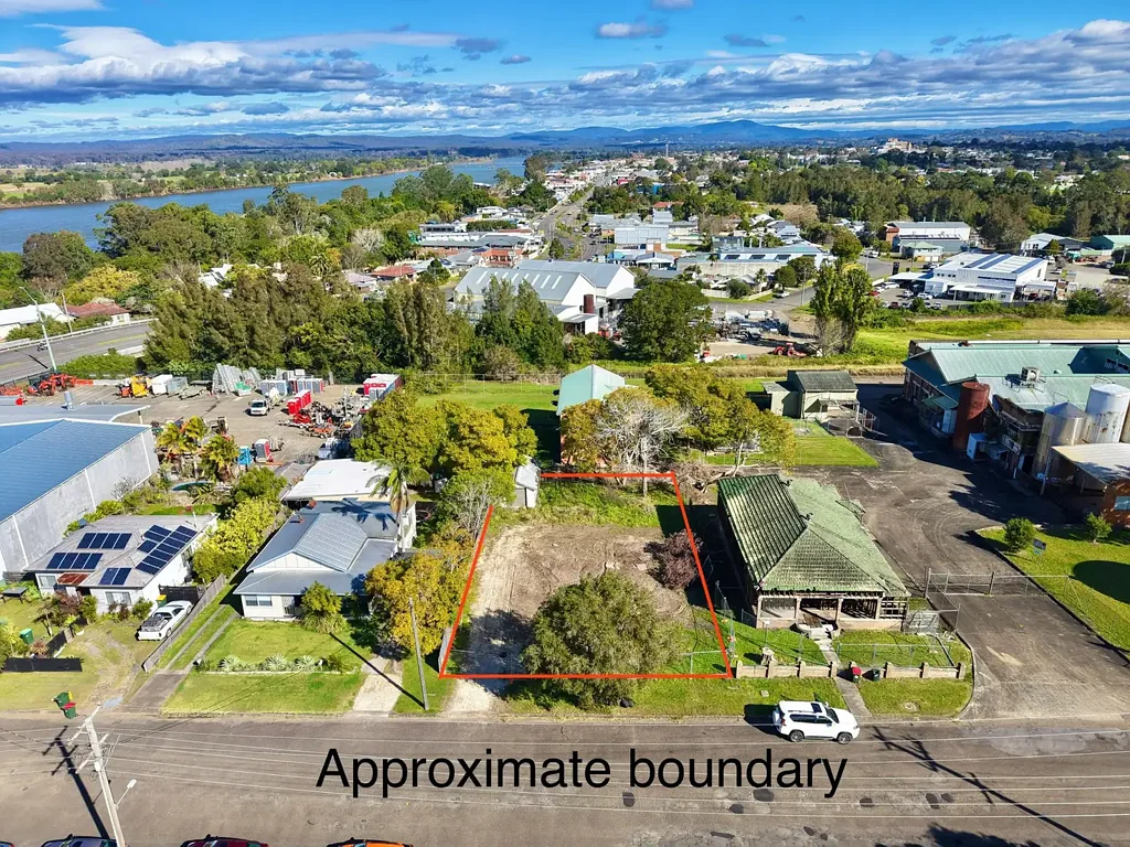 8 Railway Parade, Taree, NSW 2430