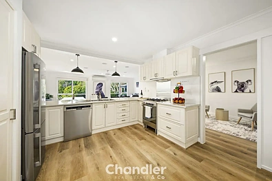 50 Moores Road, Monbulk, VIC 3793, 4 slaapkamers, 1 badkamers, House