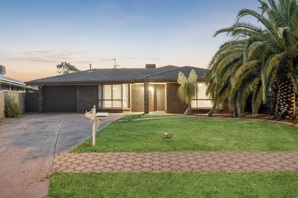 2 Symor Court, Parafield Gardens, SA 5107