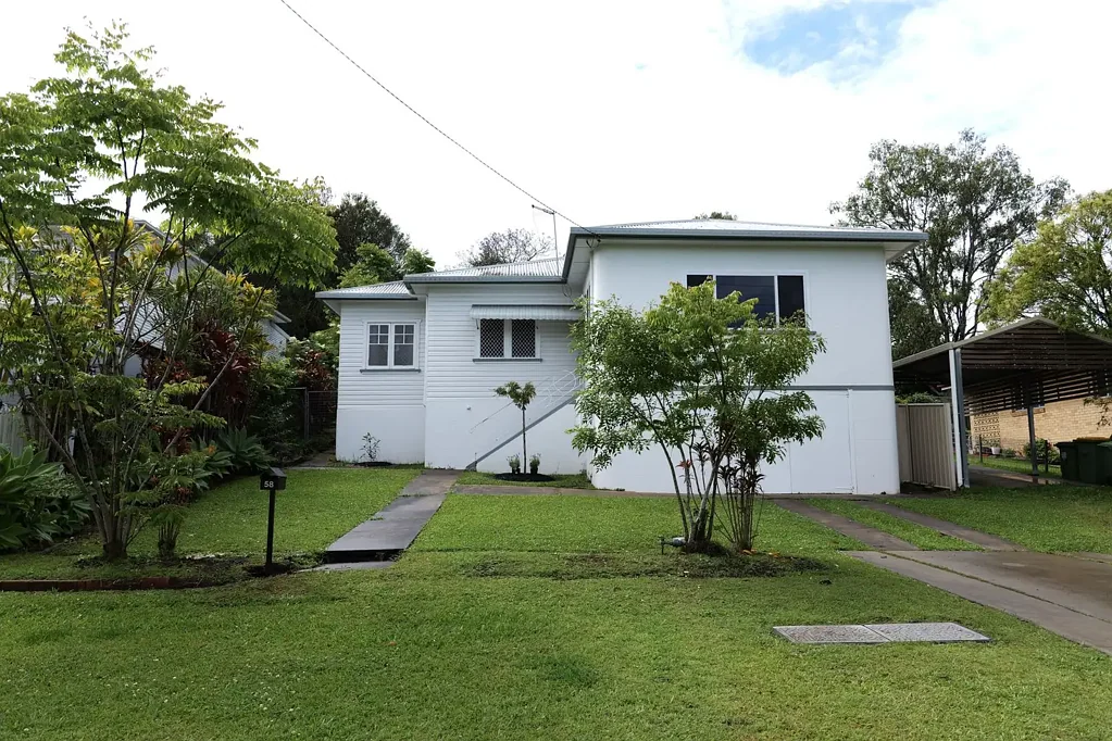 HIGHSET HOME ON QUIET STREET