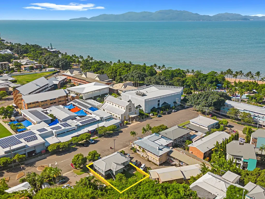 9 Fryer Street, North Ward, QLD 4810